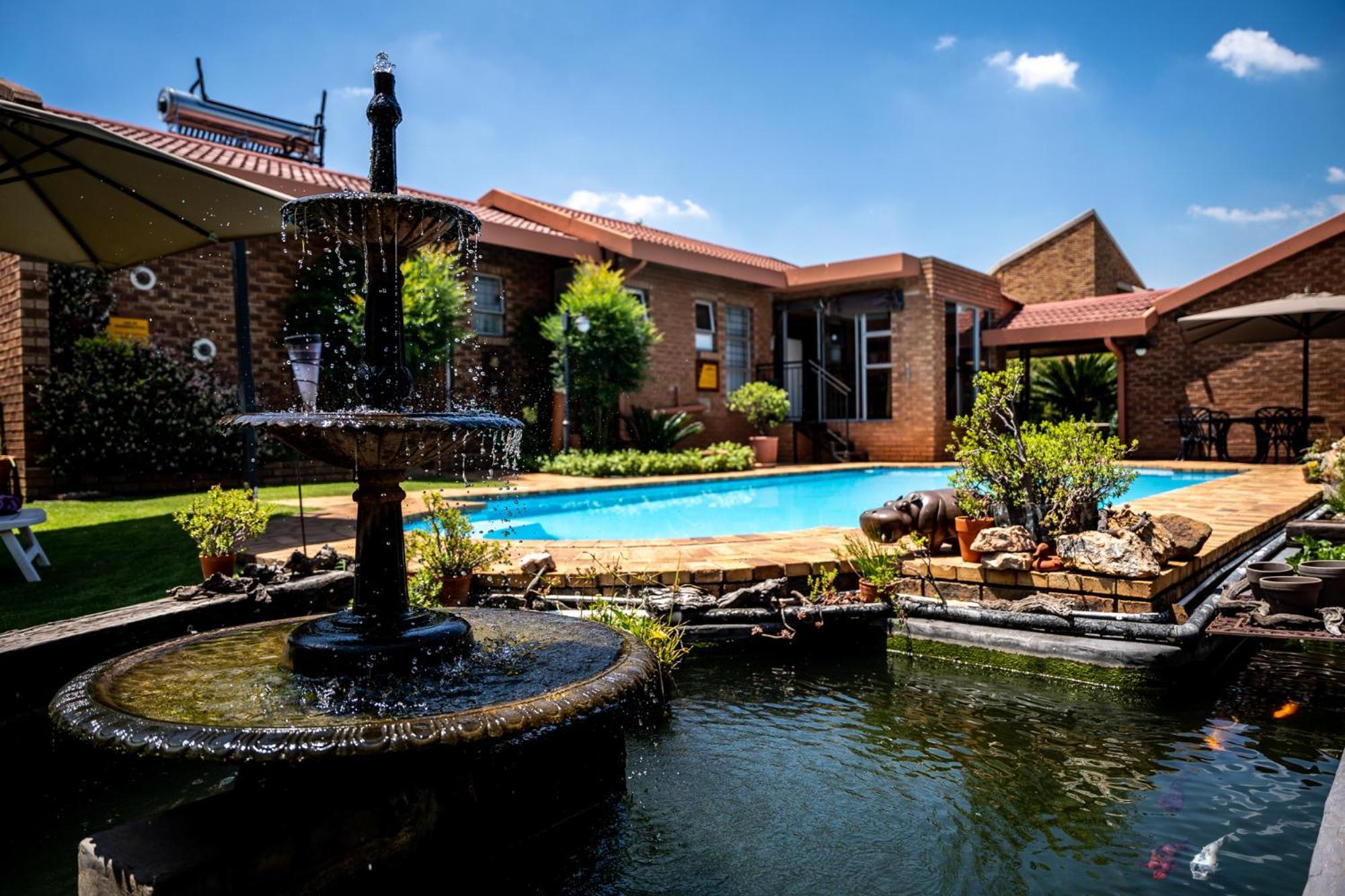 Asante Guest House Vanderbijlpark Exterior foto