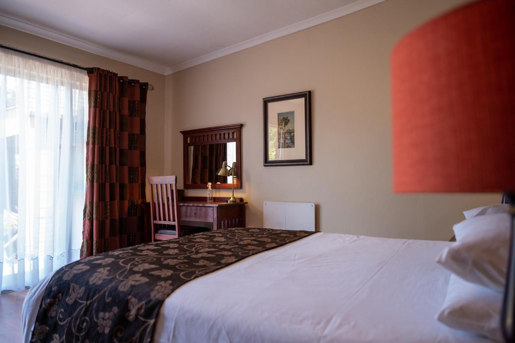 Asante Guest House Vanderbijlpark Exterior foto